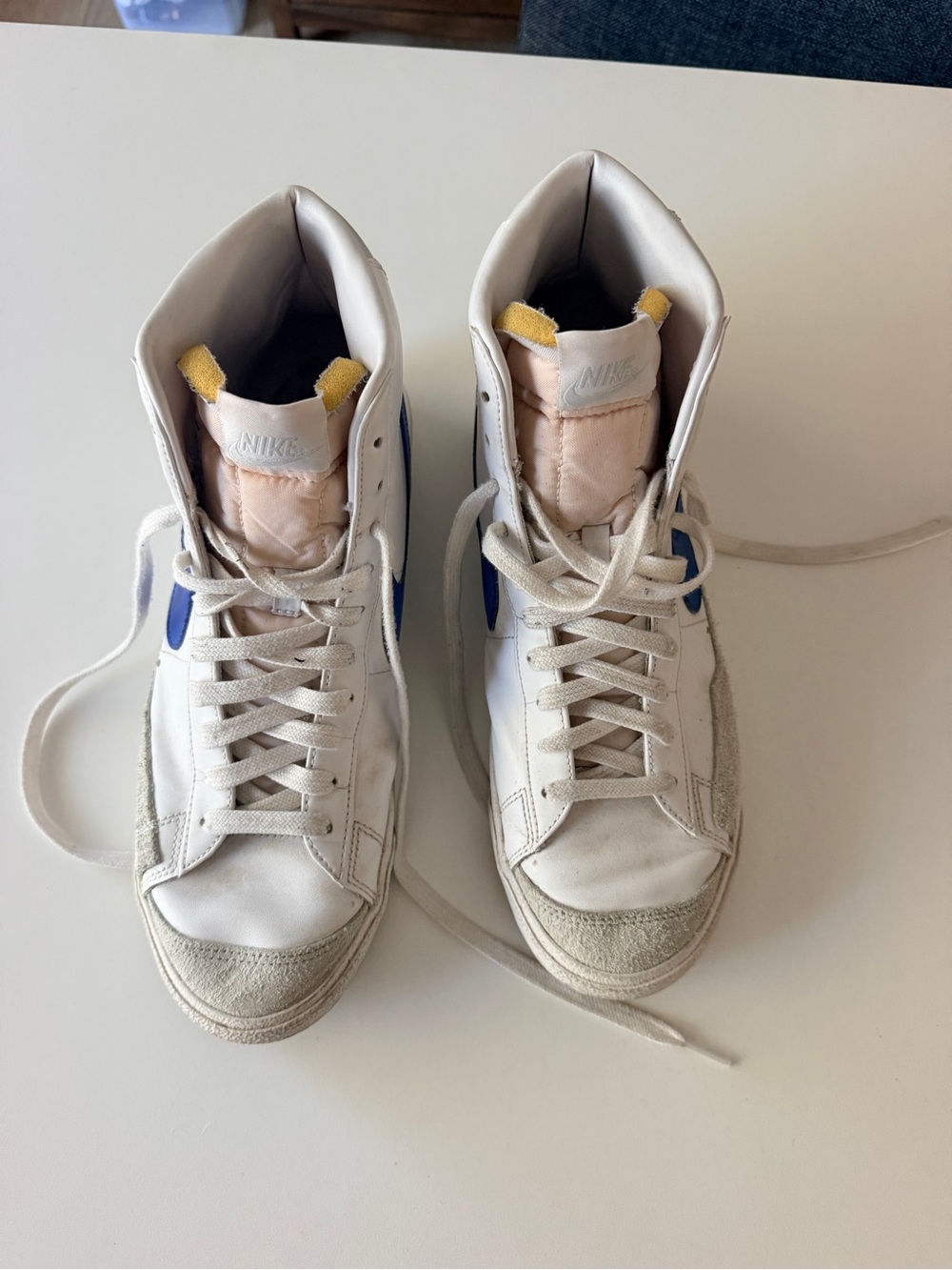 Men’s size 11 Nike Blazer Mid